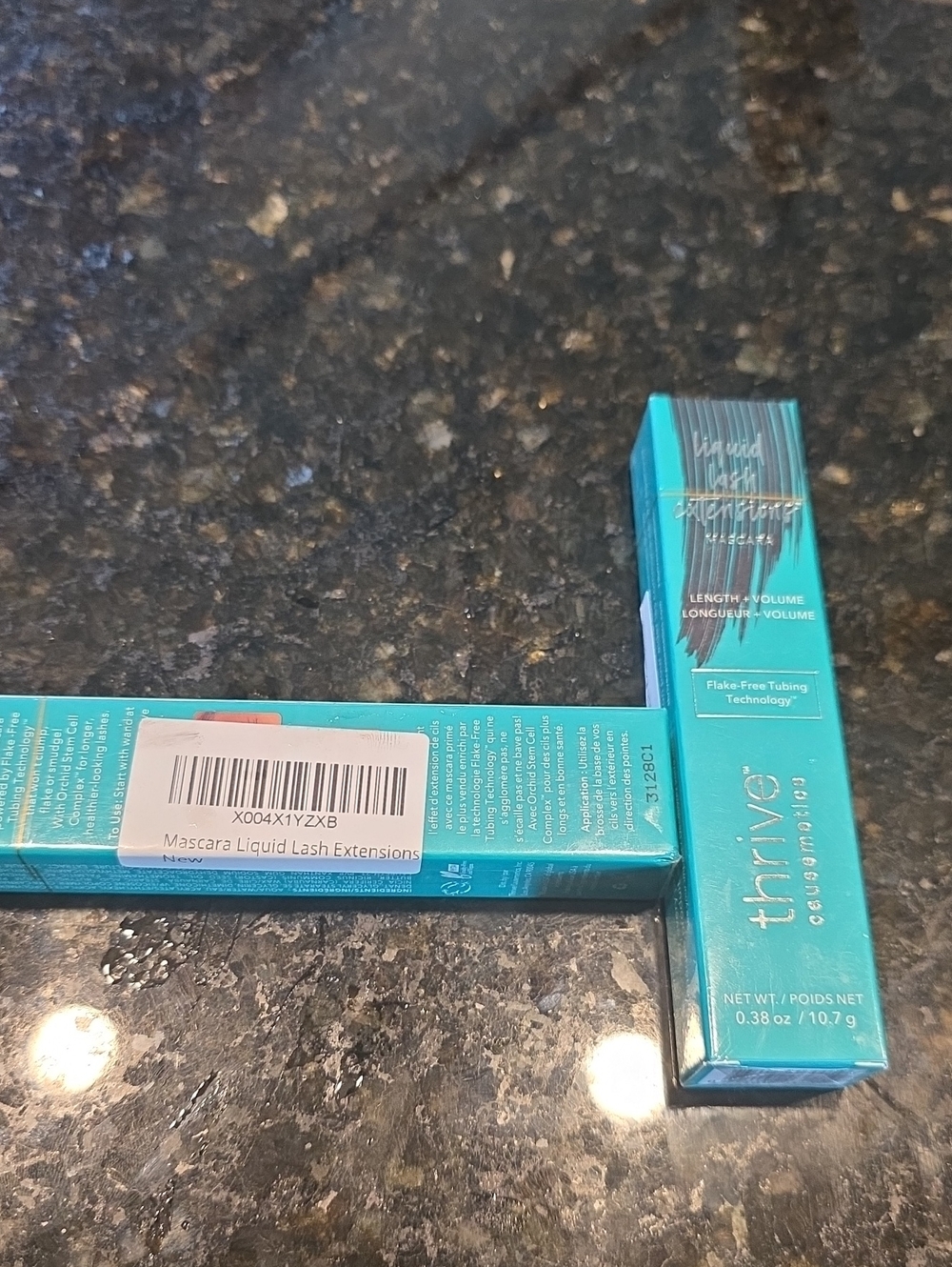 Thrive Liquid Lash Extensions Mascara - Turquoise